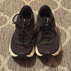 Nike Black and White Running Shoes